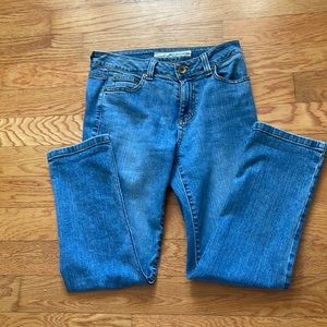 🎈🎈DKNY Jeans Size 6